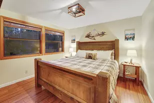 17704 Rogue Ln, Sunriver, OR 97707 - Photo 13