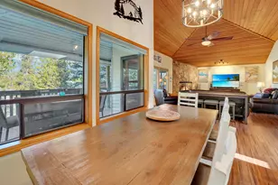 17704 Rogue Ln, Sunriver, OR 97707 - Photo 15
