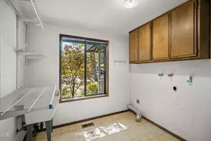 2995 Nova Dr, Ashland, OR 97520 - Photo 25