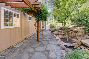 560 Fish Hatchery Rd, Grants Pass, OR 97527 - Photo 33
