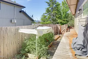 811 NE Oregon Ave, Grants Pass, OR 97526 - Photo 39