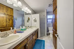 811 NE Oregon Ave, Grants Pass, OR 97526 - Photo 27