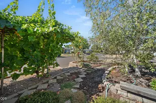 2671 Hadley Cir, White City, OR 97503 - Photo 5