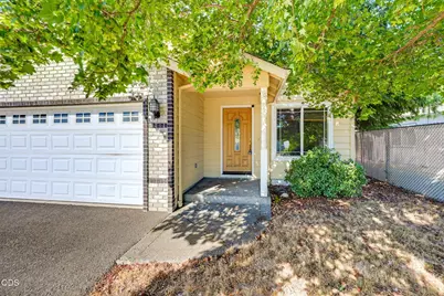 2825 Duell Avenue, Medford, OR 97501 - Photo 5