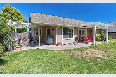 2713 SW Trinity Way, Grants Pass, OR 97527 - Photo 35