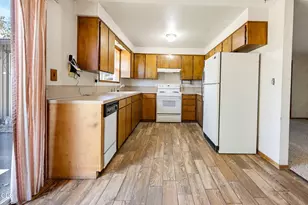 7872 Harlan Dr, White City, OR 97503 - Photo 7