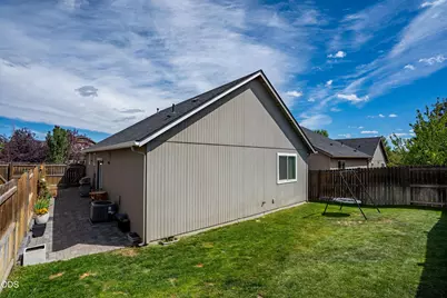 613 SE Glencoe Place, Bend, OR 97702 - Photo 29
