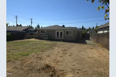 575 Bush Street, Central Point, OR 97502 - Photo 33