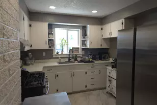 575 Bush St, Central Point, OR 97502 - Photo 11
