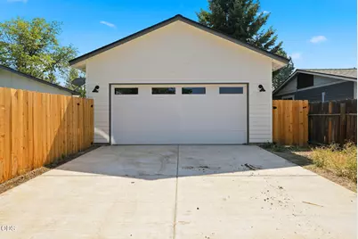 2245 NE Shepard Road, Bend, OR 97701 - Photo 29
