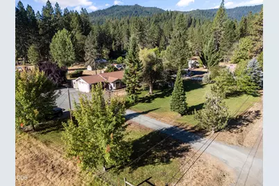 805 Minthorne Road, Rogue River, OR 97537 - Photo 35