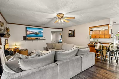 805 Minthorne Road, Rogue River, OR 97537 - Photo 7