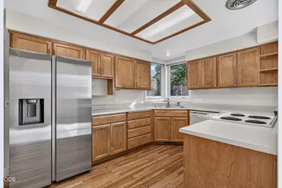 761 Nepenthe Road, Ashland, OR 97520 - Photo 9
