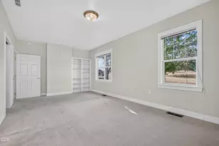 761 Nepenthe Rd, Ashland, OR 97520 - Photo 15