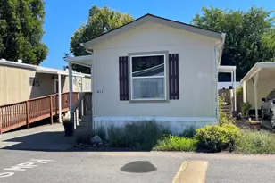411 Teakwood Dr, Grants Pass, OR 97526 - Photo 17