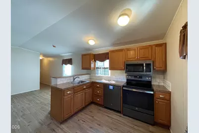 411 Teakwood Drive, Grants Pass, OR 97526 - Photo 5