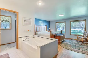 55471 Richard Way, Bend, OR 97707 - Photo 17