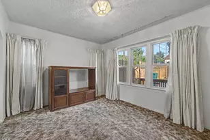 1962 Manzanita St, Klamath Falls, OR 97601 - Photo 9