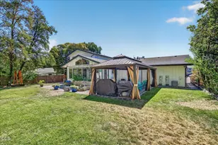 1825 Hybiscus St, Medford, OR 97504 - Photo 33
