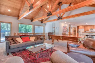 57864 Blue Grouse Ln, Sunriver, OR 97707 - Photo 3