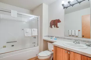 57864 Blue Grouse Ln, Sunriver, OR 97707 - Photo 23