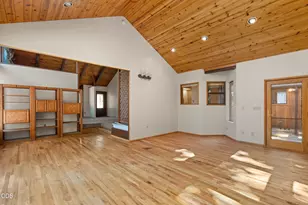13535 Hwy 238, Applegate, OR 97530 - Photo 15