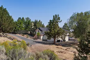 3244 SW 34th St, Redmond, OR 97756 - Photo 3