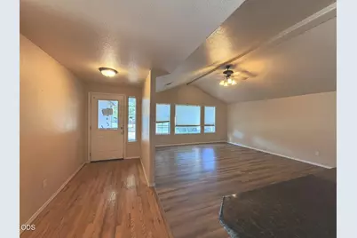 2321 Savannah Drive, Central Point, OR 97502 - Photo 3