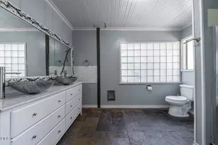 221 Vancouver Ave, Medford, OR 97504 - Photo 23