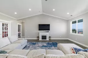 236 Skyridge Dr, Klamath Falls, OR 97603 - Photo 21