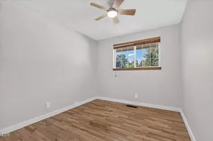 1725 Howell Ave, Medford, OR 97501 - Photo 15