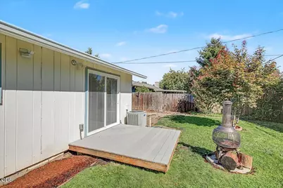 1725 Howell Avenue, Medford, OR 97501 - Photo 29