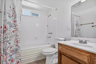 1725 Howell Ave, Medford, OR 97501 - Photo 19