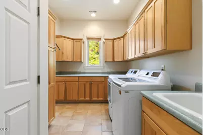 9026 Arant Road, Klamath Falls, OR 97603 - Photo 35