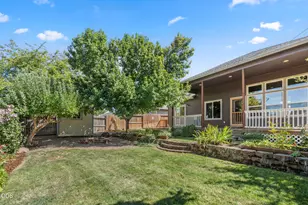 642 Sheffield Dr, Eagle Point, OR 97524 - Photo 23