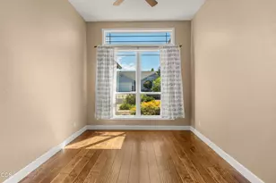 642 Sheffield Dr, Eagle Point, OR 97524 - Photo 9