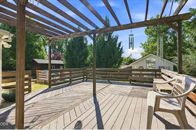 416 Ardmore Avenue, Medford, OR 97504 - Photo 39