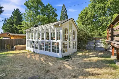 416 Ardmore Avenue, Medford, OR 97504 - Photo 15