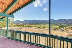 320 Gaerky Creek Rd, Ashland, OR 97520 - Photo 9