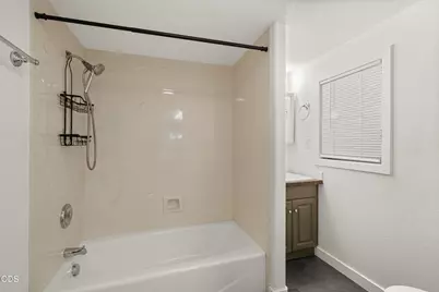 254 SW Rogue River Avenue, Grants Pass, OR 97526 - Photo 11