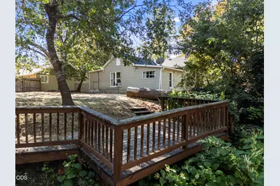 254 SW Rogue River Avenue, Grants Pass, OR 97526 - Photo 25