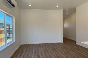 570 NE McGee St, Madras, OR 97741 - Photo 9