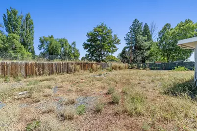 3267 Hope Street, Klamath Falls, OR 97603 - Photo 47