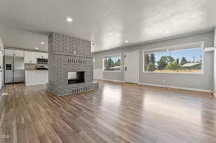 3267 Hope St, Klamath Falls, OR 97603 - Photo 9