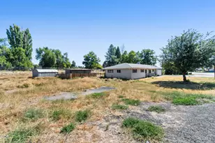 3267 Hope St, Klamath Falls, OR 97603 - Photo 7