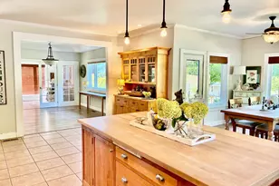 931 Hogan Rd, Jacksonville, OR 97530 - Photo 13
