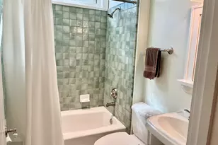 931 Hogan Rd, Jacksonville, OR 97530 - Photo 21