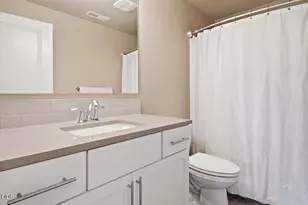 642 N Willitts St, Sisters, OR 97759 - Photo 27