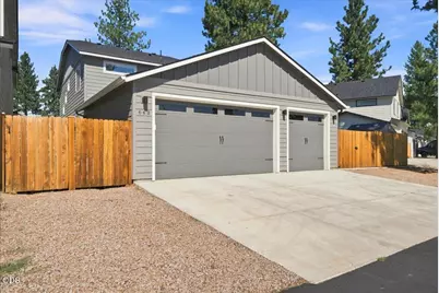 642 N Willitts Street, Sisters, OR 97759 - Photo 51