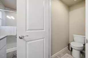 642 N Willitts St, Sisters, OR 97759 - Photo 41